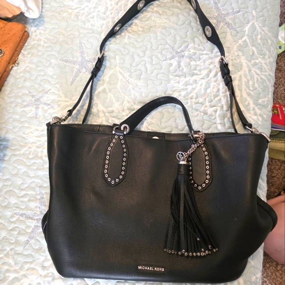 Michael Kors Handbags - Michael Kors Black Leather Tote Bag